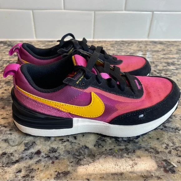 Nike Boys Waffle One DC0480-600 Pink Casual Shoes Sneakers Size 13C - Picture 3 of 9